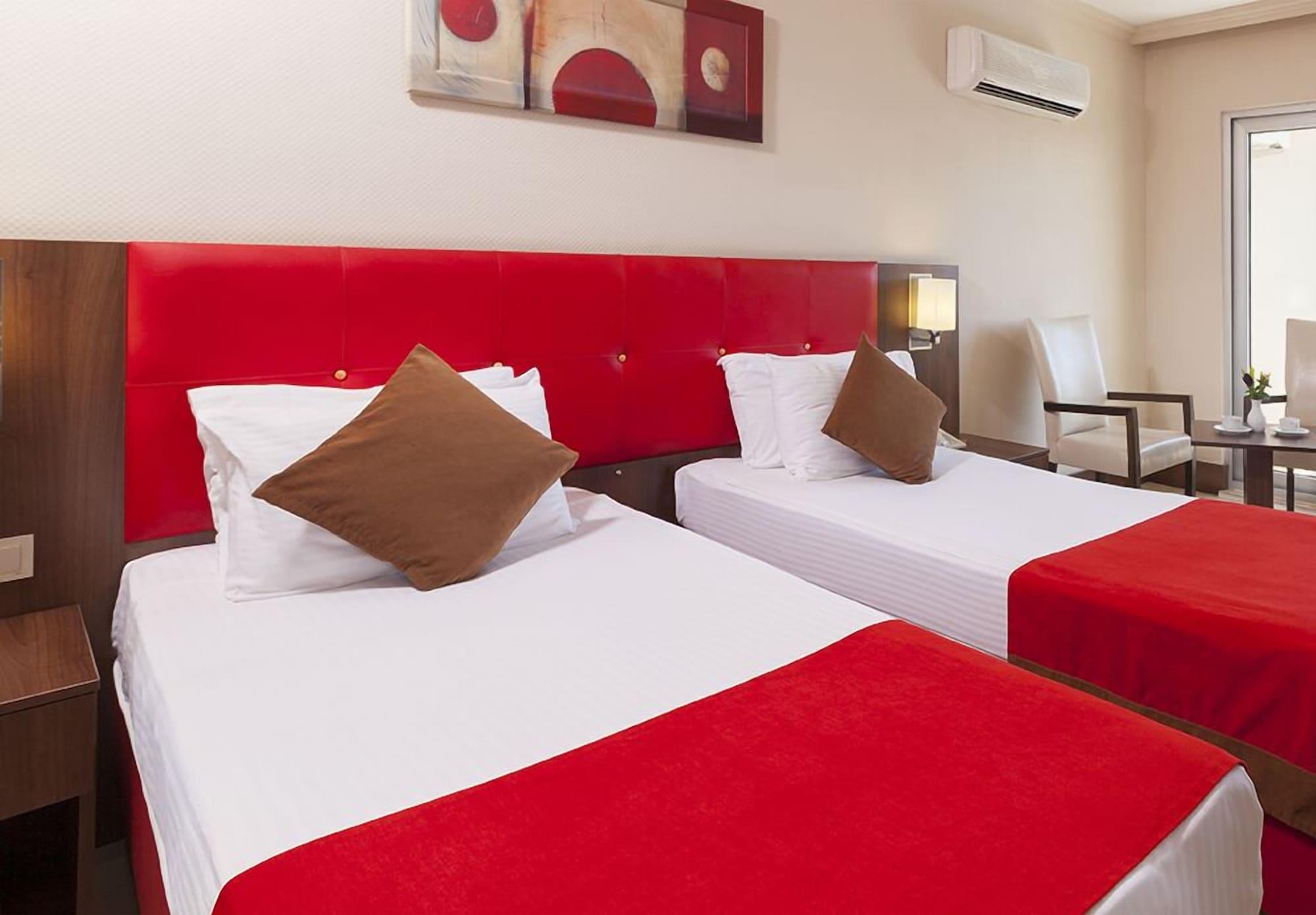Kum Hotel