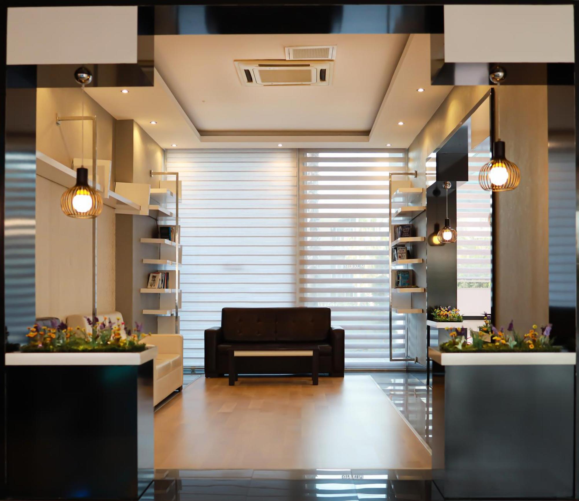 Kum Hotel 5*