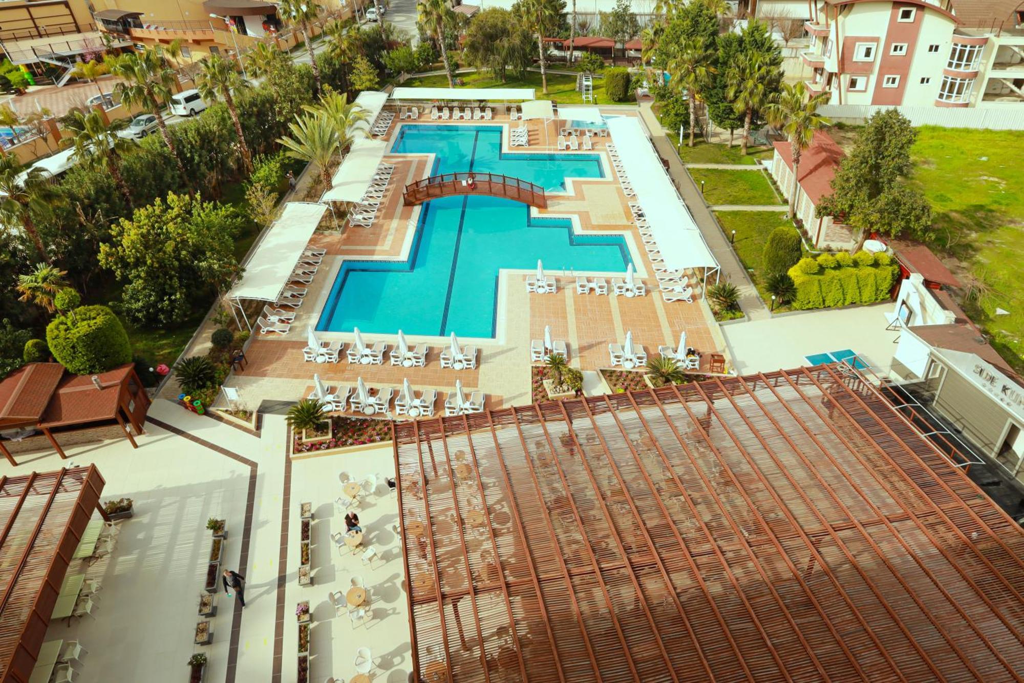 Kum Hotel