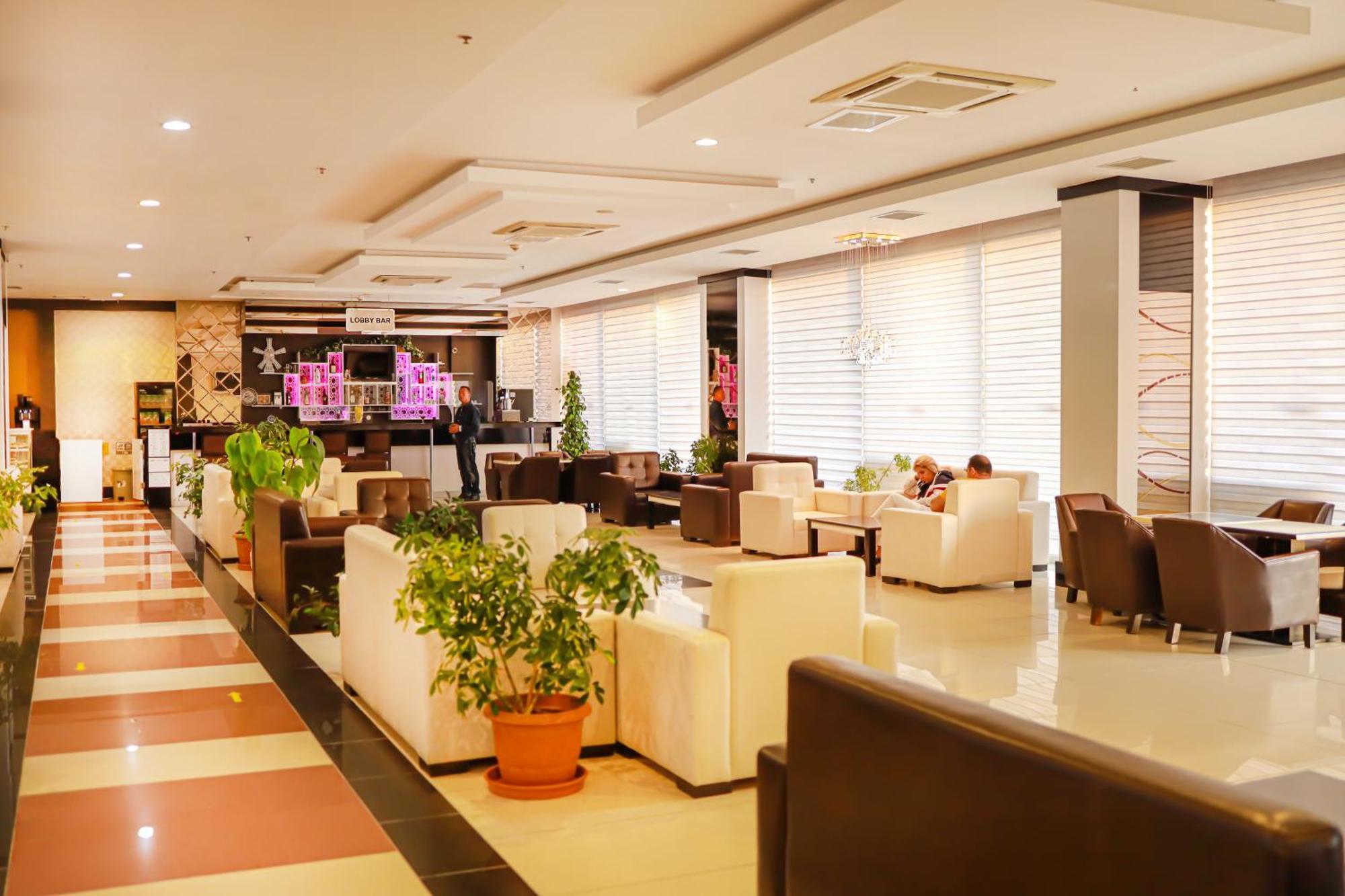 Kum Hotel