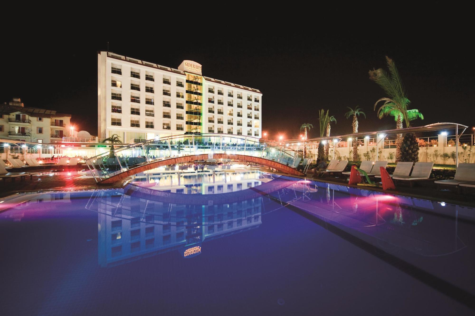 Kum Hotel Side
