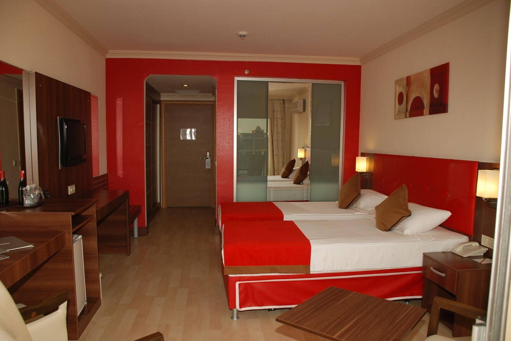 Hotel Kum